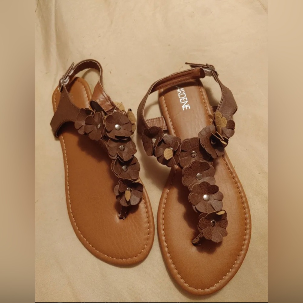 Summer sandals